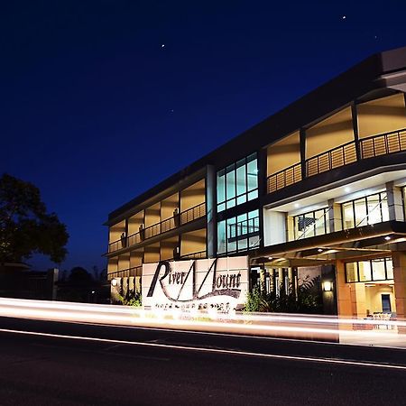 ริเวอร์เมาท์ โฮเต็ล แอนด์ รีสอร์ต Hotel Sarrat ภายนอก รูปภาพ